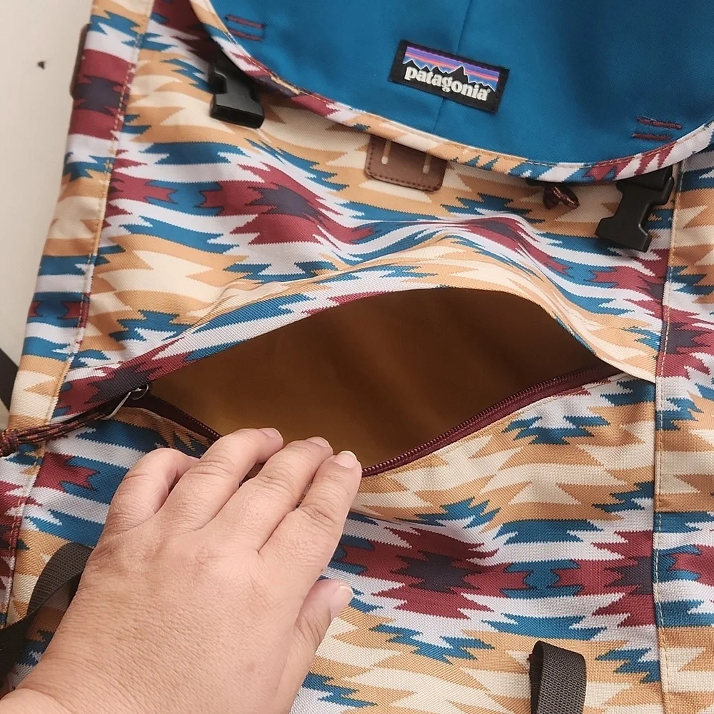 Patagonia Patterned Backpack - Picture 10 of 10